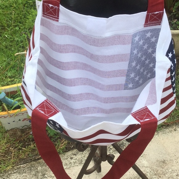 🇺🇸NWT Fabulous Brand New 🇺🇸Cool Tote Bag🇺🇸 - Picture 4 of 6